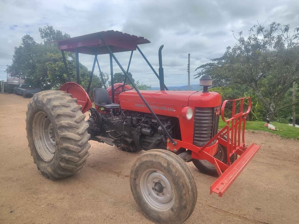 MASSEY FERGUSON 65X (SÉRIE OURO)